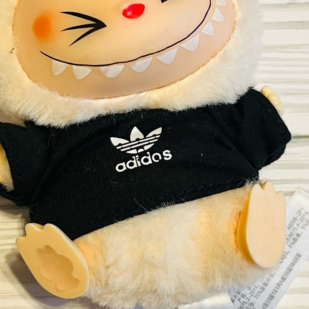 Adidas Labubu outfit - White and Black - Picture 3 of 5